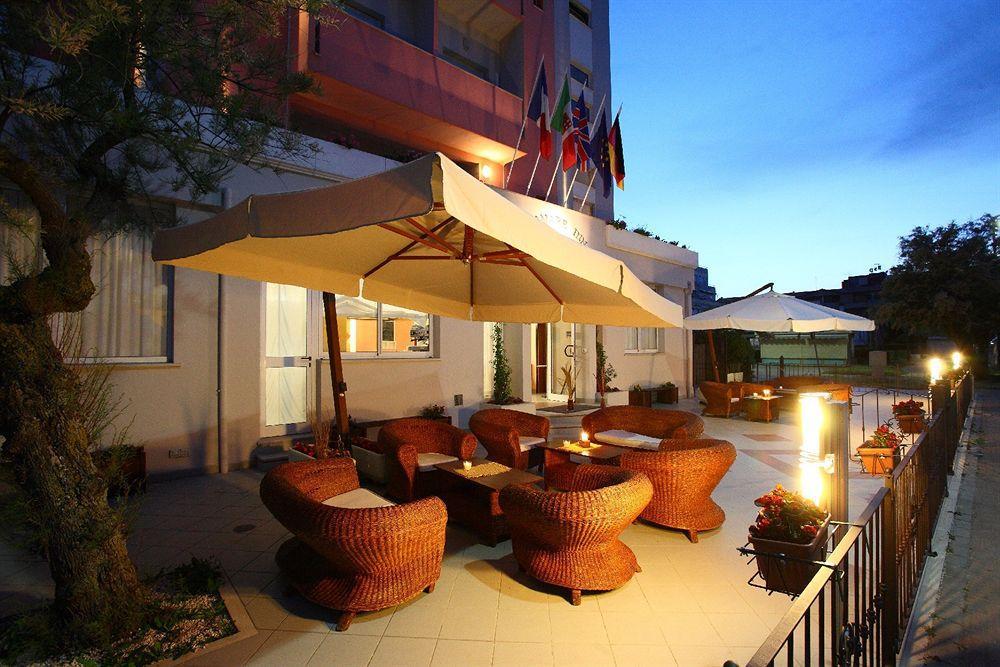 Gfh - Hotel Sole Resort & Spa 마로타 외부 사진